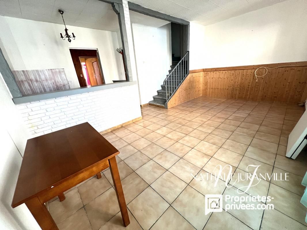 ARGELES-SUR-MER Maison de village à rénover 6 pièces 125 m2 avec terrasse 2
