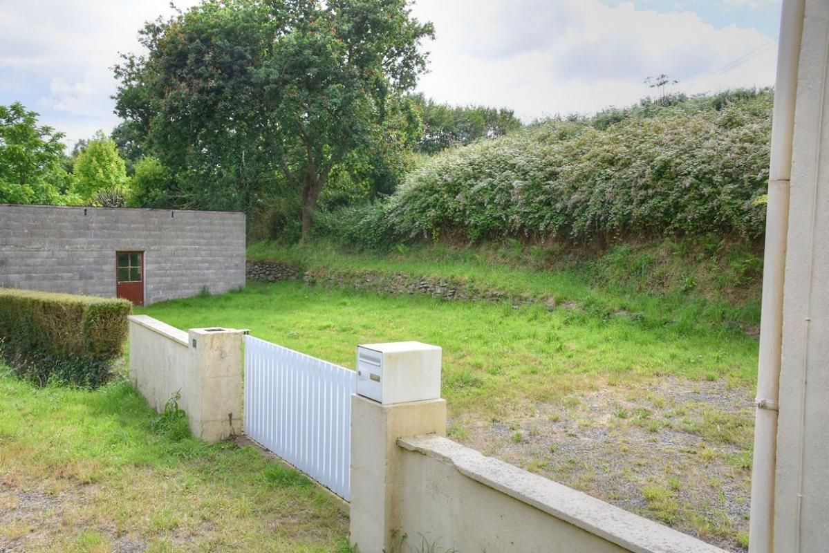 TREGUIER Maison  au calme, 3 chambres,  97 m2 sur  terrain de 940 m2 2