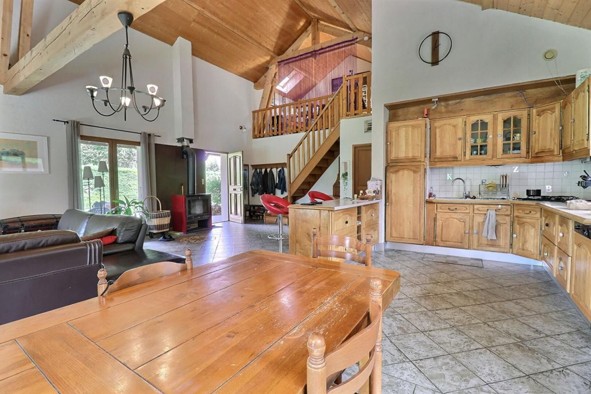 BOURGNEUF Maison 6P 154 m2 CHAMOUX-SUR-GELON (73390) 4