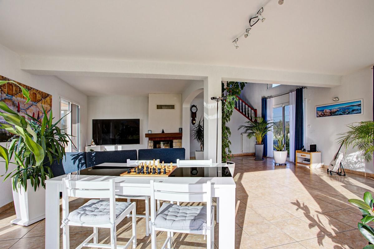 LOS MASOS Magnifique propriété d'architecte de 167 m² avec vue sur le Canigou 4