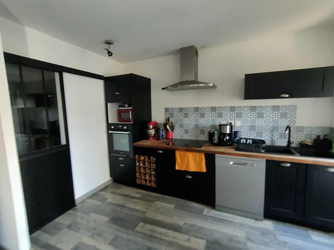 SAINT-MALO-DU-BOIS Maison Saint Malo du Bois 4 pièces 83 m2 4