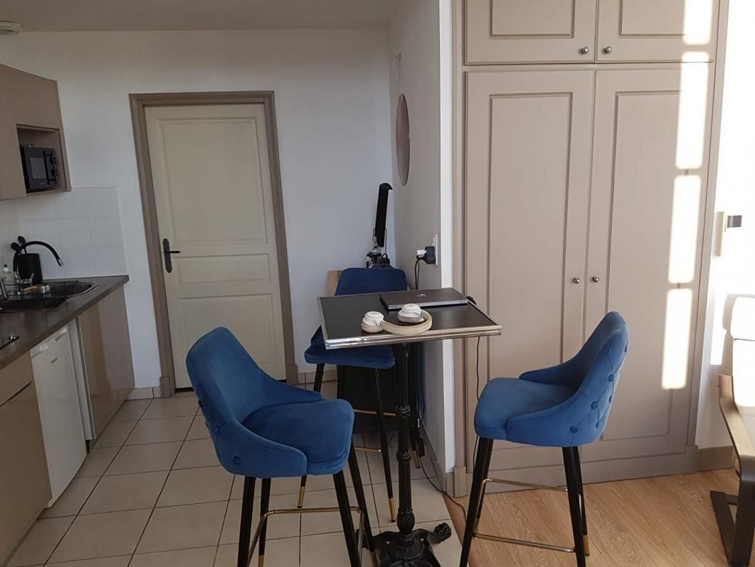 SETE Studio Lumineux de 31 m² en Centre-Ville 4