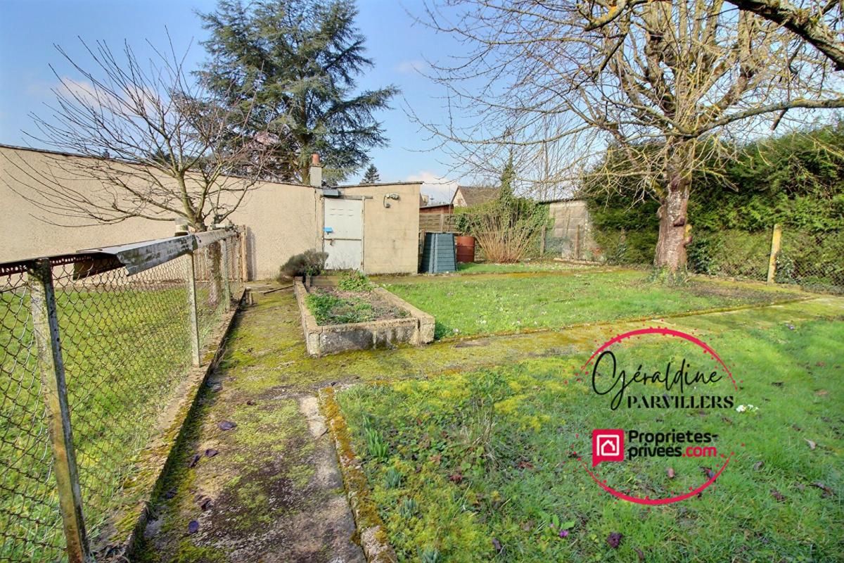 OUARVILLE Maison de plain pied 2 chambres double garage jardin 2