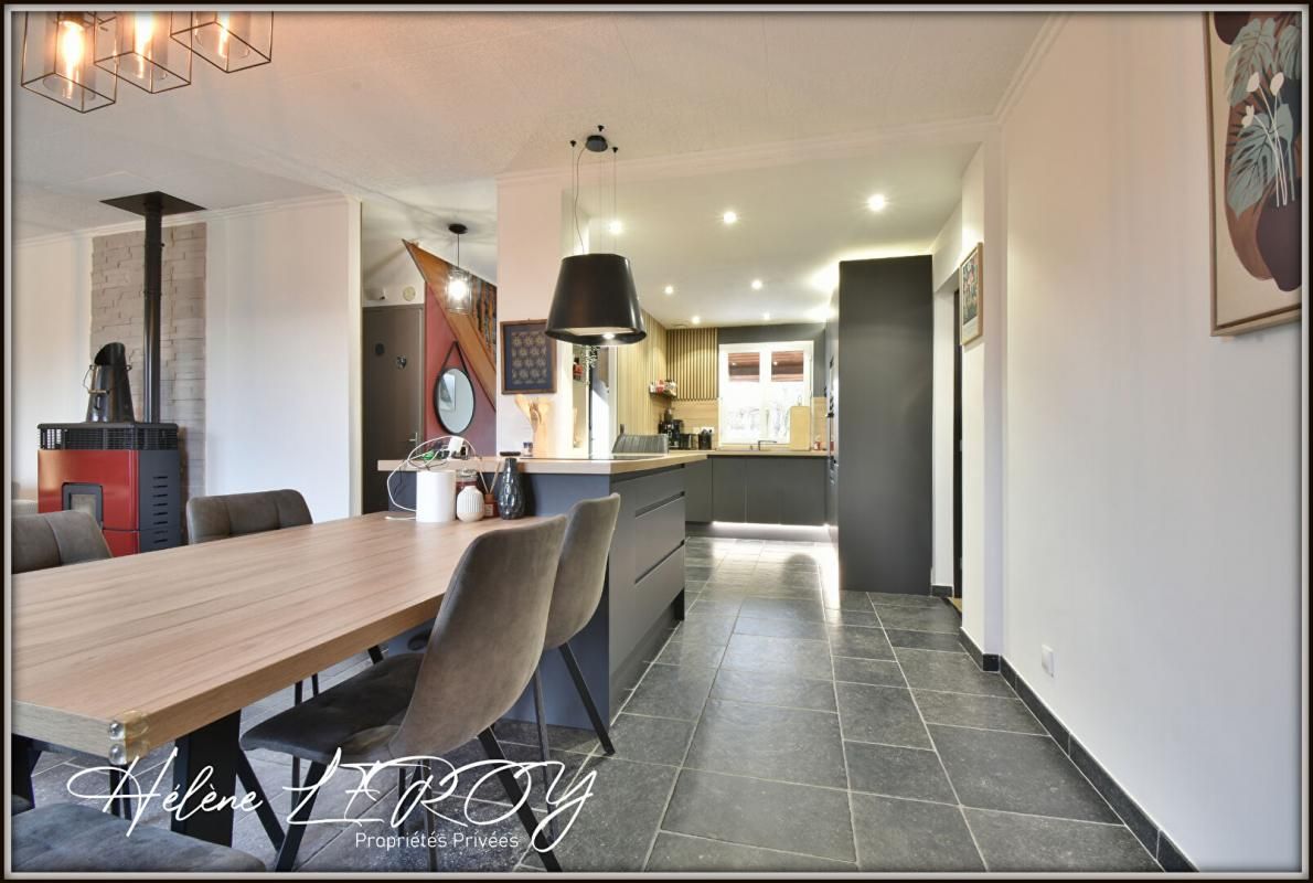 MANNEVILLETTE Maison 6pièces rénovée sur 3500m² avec garage et dépendances 3