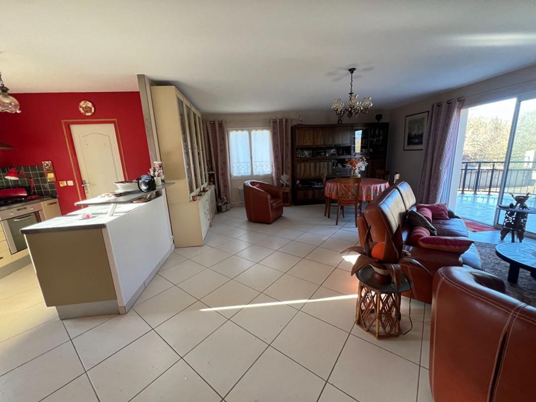 SAINT-MAIXENT-L'ECOLE Maison Saint Maixent L école 5 pièce(s) 92 m2 3