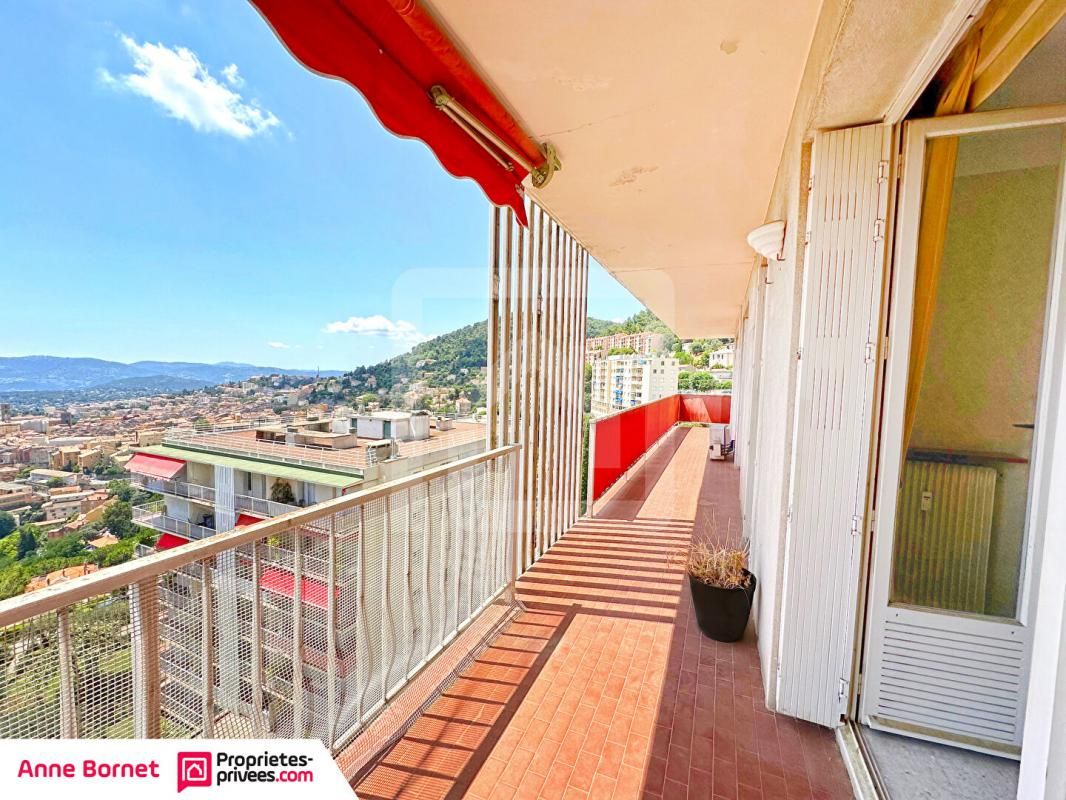 GRASSE Appartement Grasse 4 pièces avec terrasse, garage, 2 parkings et cave 4