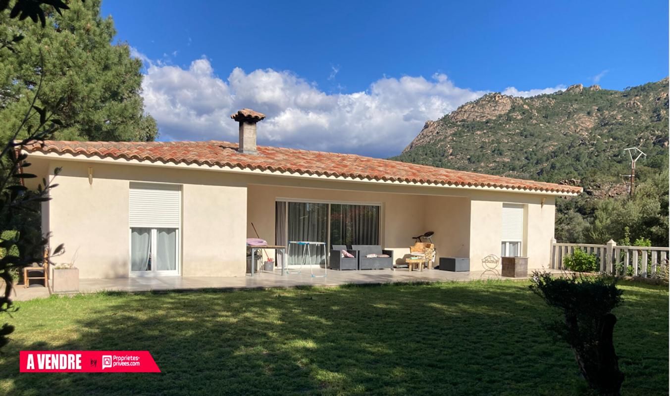 VILLA T4 + APPARTEMENT T3 sur un grand terrain - STE LUCIE DE PORTO-VECCHIO - CORSE DU SUD - FRANCE