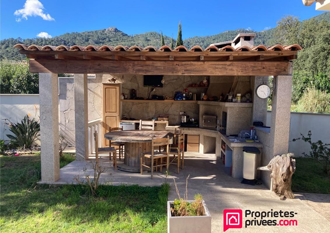 ZONZA VILLA T4 + APPARTEMENT T3 sur un grand terrain - STE LUCIE DE PORTO-VECCHIO - CORSE DU SUD - FRANCE 2
