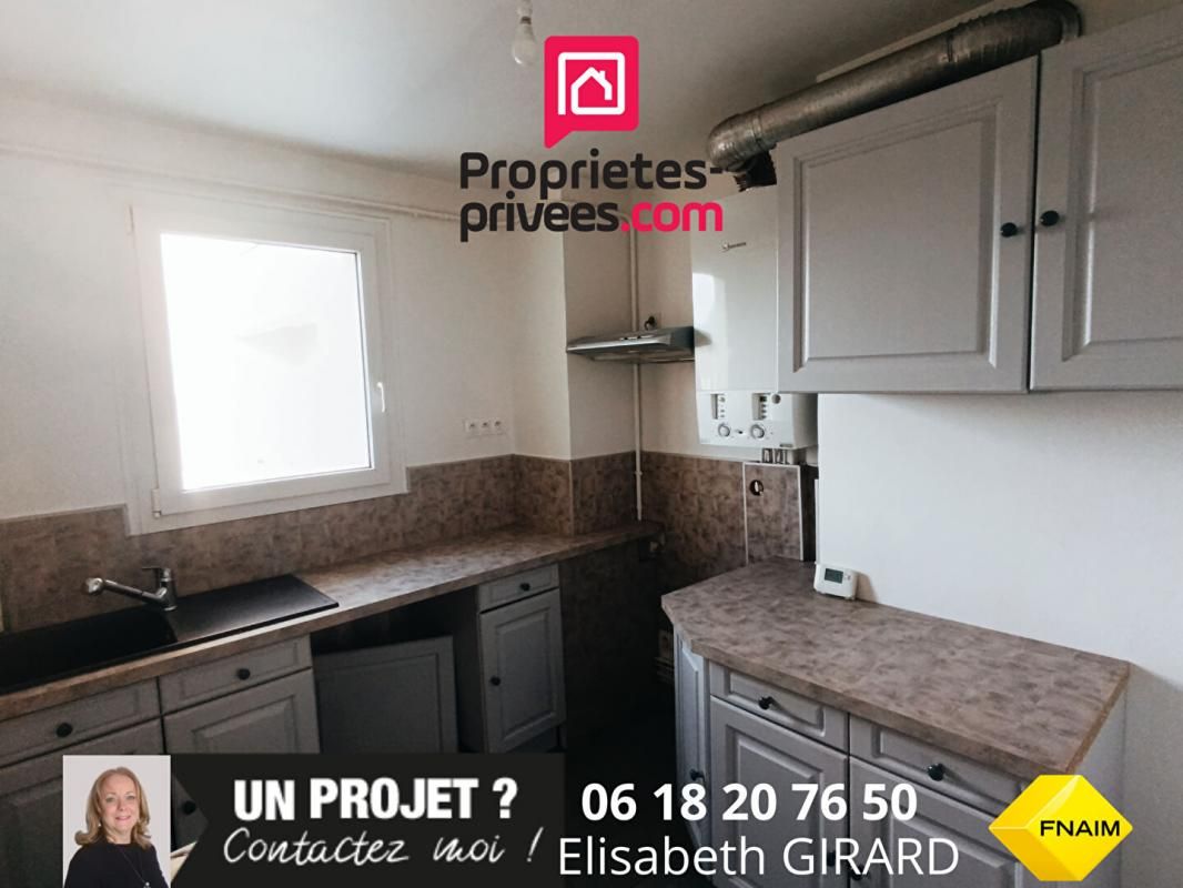 BESANCON Appartement T4 traversant avec 3 chambres et balcon à BESANCON Quartier Villarceau-Polygone 2