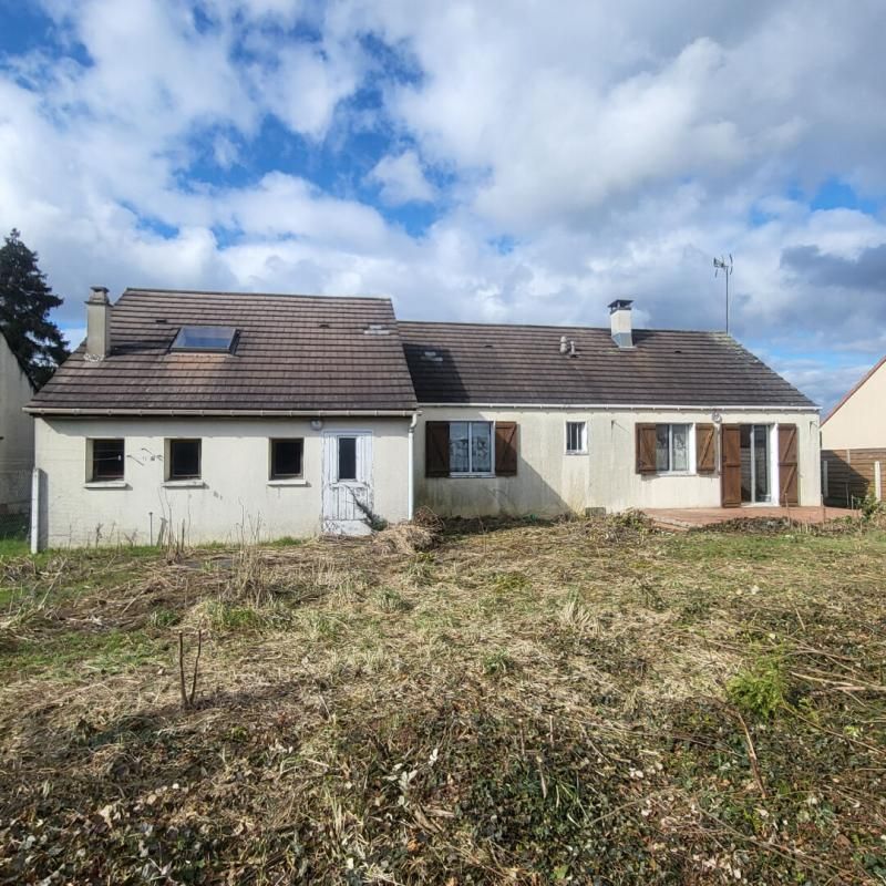 DREUX Maison 5 chambres (110m²), Saint Rémy sur Avre (28380), double garage, terrain de 800 m². Prix HAI 179 900 2