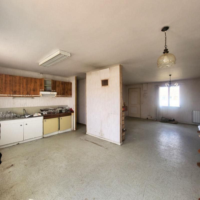 DREUX Maison 5 chambres (110m²), Saint Rémy sur Avre (28380), double garage, terrain de 800 m². Prix HAI 179 900 4