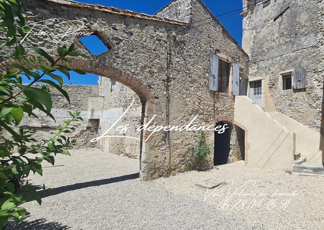 MONTELIMAR Maison de 220m² habitables + Logement de 70m² + Grange 74m² sur un Terrain de 2700m² 2