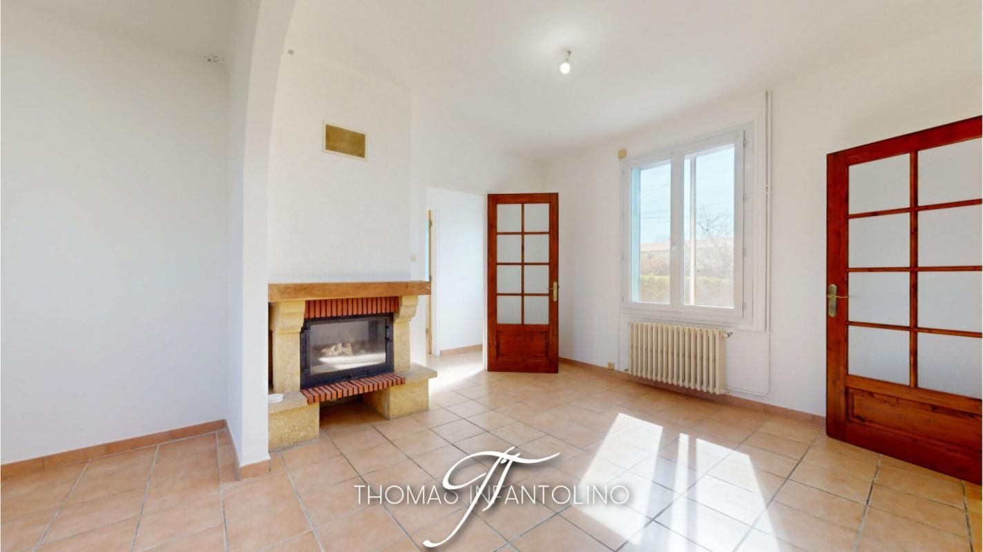CASTELNAUDARY EN EXCLUSIVITE - MAISON 3 FACES - 3 CHAMBRES - BUREAU - GARAGE 4
