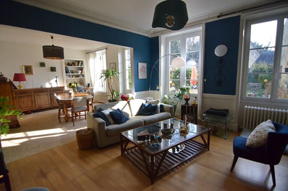 Maison de ville avec jardin et garage
