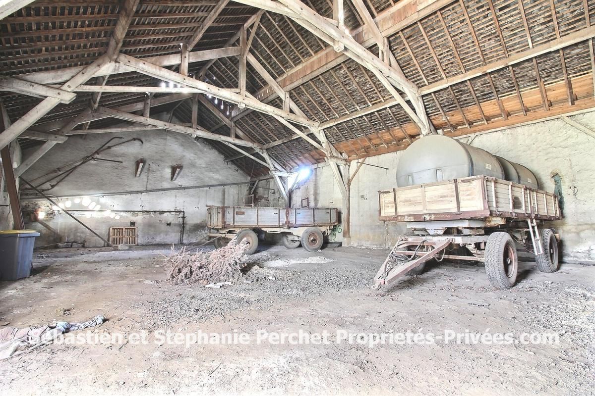 PATAY Ancienne Bergerie Patay 1 pièce(s) 450 m2 3