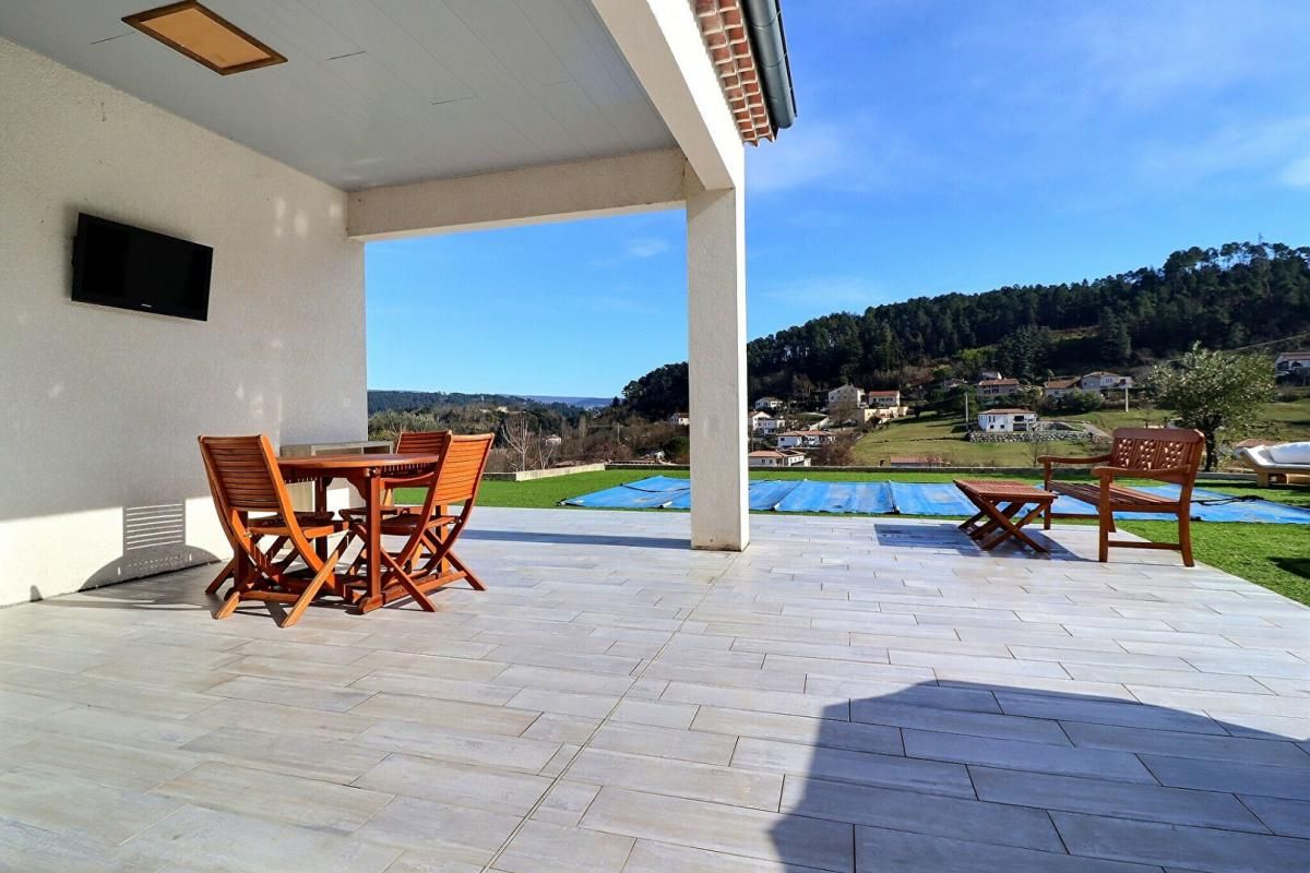 Maison 6 pièce(s) 145 m2