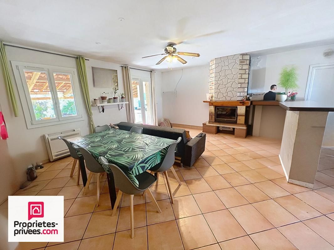 RIANS RIANS VILLA T5 avec grand garage sur 1200 m² terrain clos 4