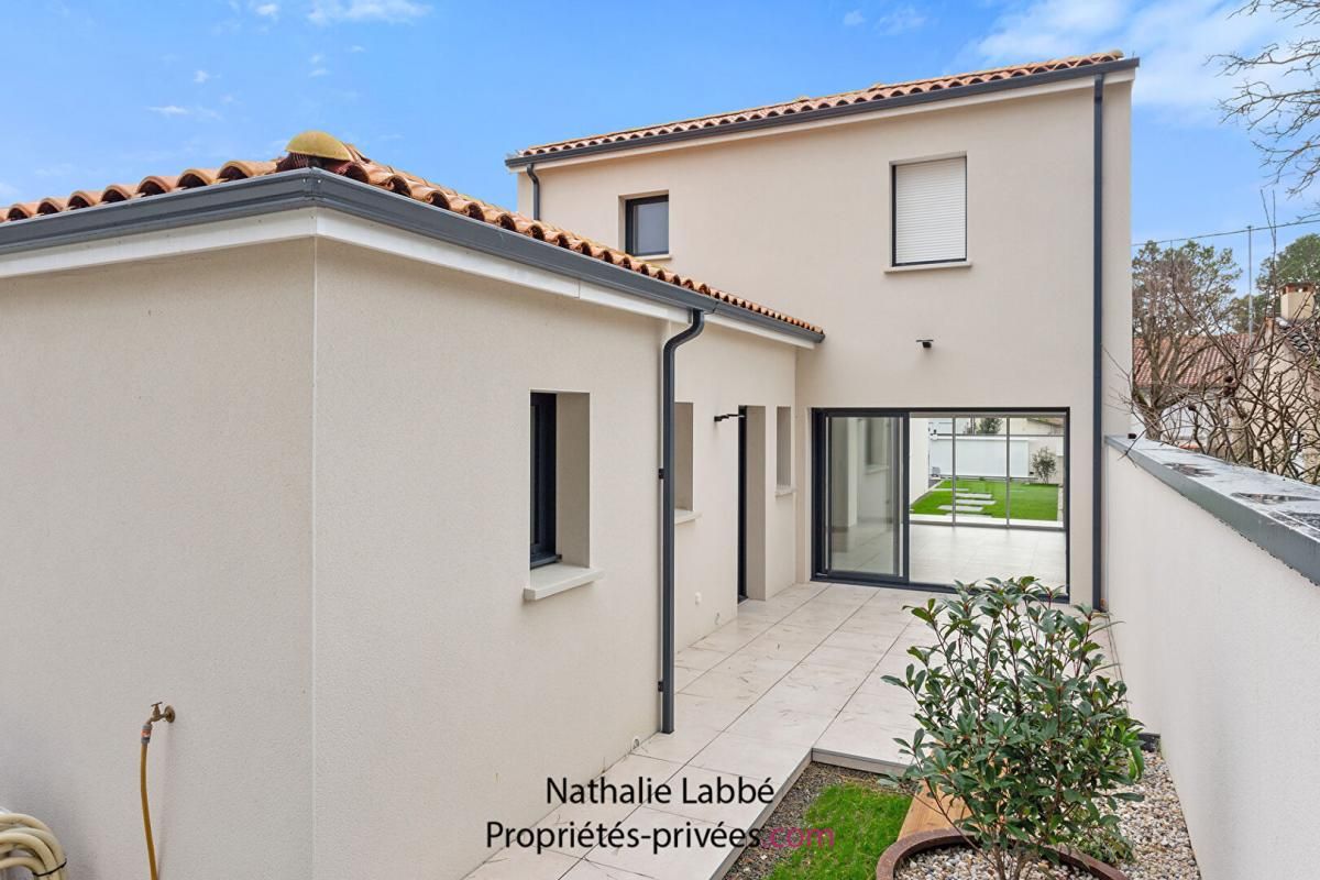 PORNIC Maison Pornic/Ste Marie Centre Bourg 5 pièce(s) 123 m2 avec garage 2