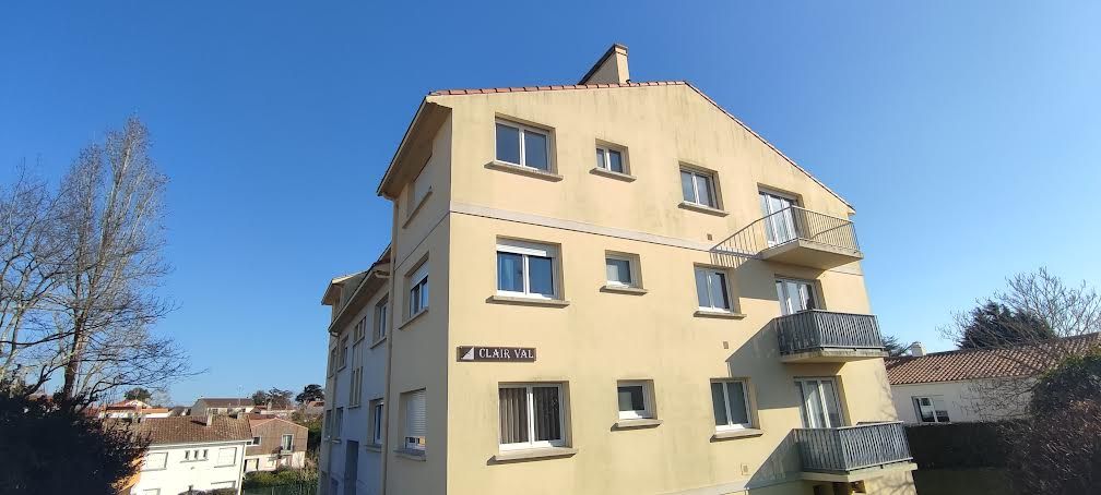 PORNIC Appartement avec balcon Pornic Centre ville 3 pièce(s) 71.86 m2 + cave 2