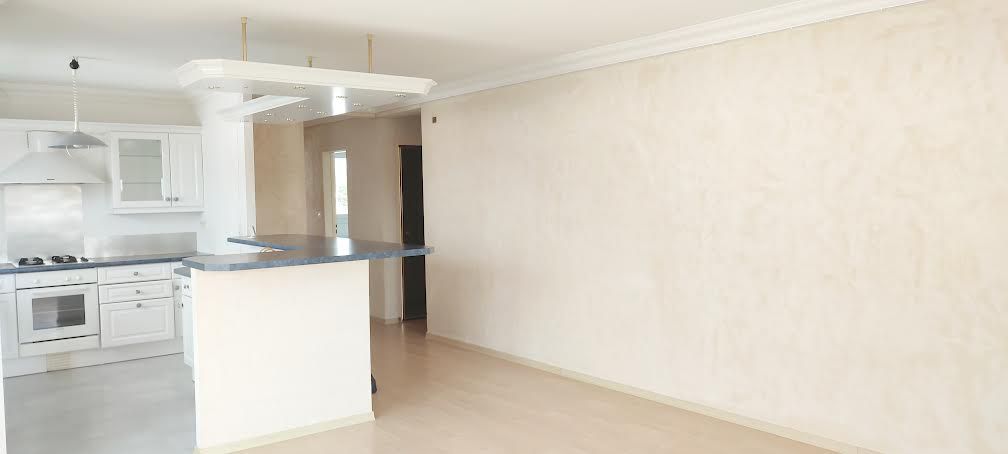 PORNIC Appartement avec balcon Pornic Centre ville 3 pièce(s) 71.86 m2 + cave 4