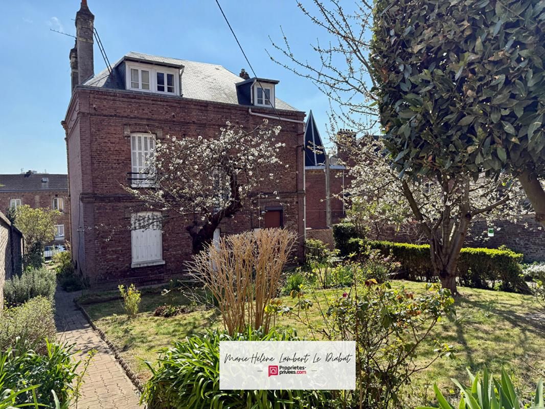 LE HAVRE À VENDRE LE HAVRE VILLE BASSE - MAISON DE CARACTÈRE - T8  - GARAGES - SOUS-SOL - JARDIN 2