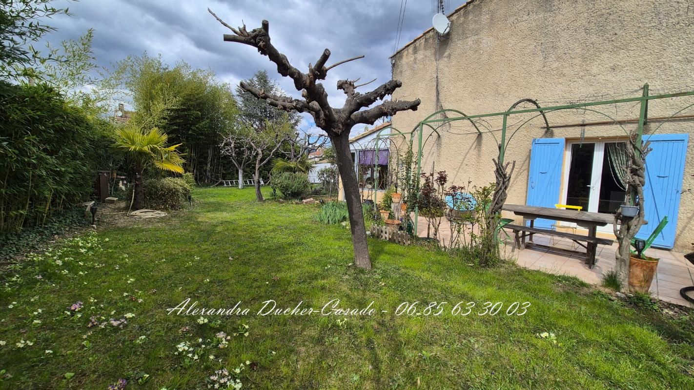LES MEES Maison lumineuse avec appartement et jardin paysagé 2