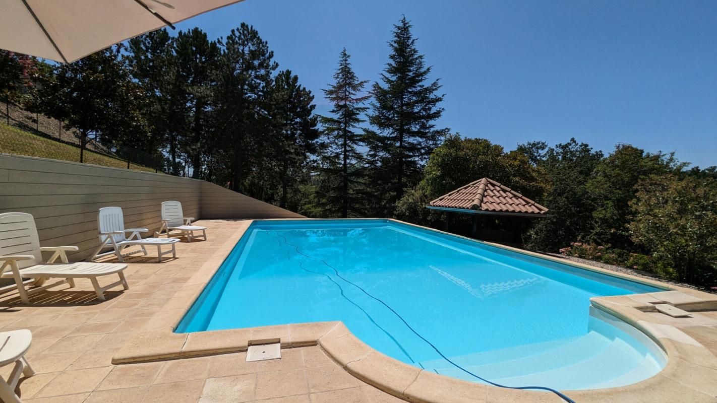 PENNE-D'AGENAIS Maison Penne D Agenais - Lot et Garonne - 6 pièces - vue - piscine - calme 4