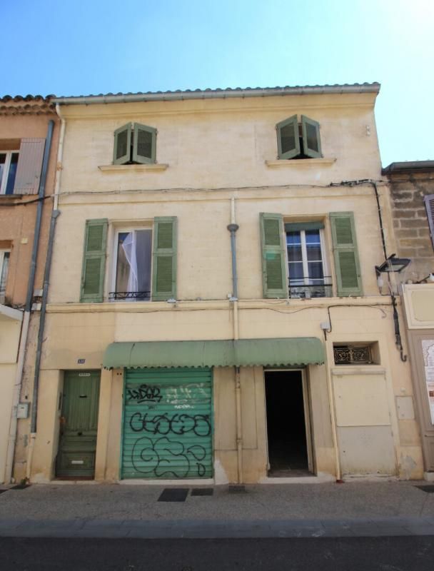 AVIGNON Avignon intra-muros appartement 3 pièces 93 m² avec cour 2