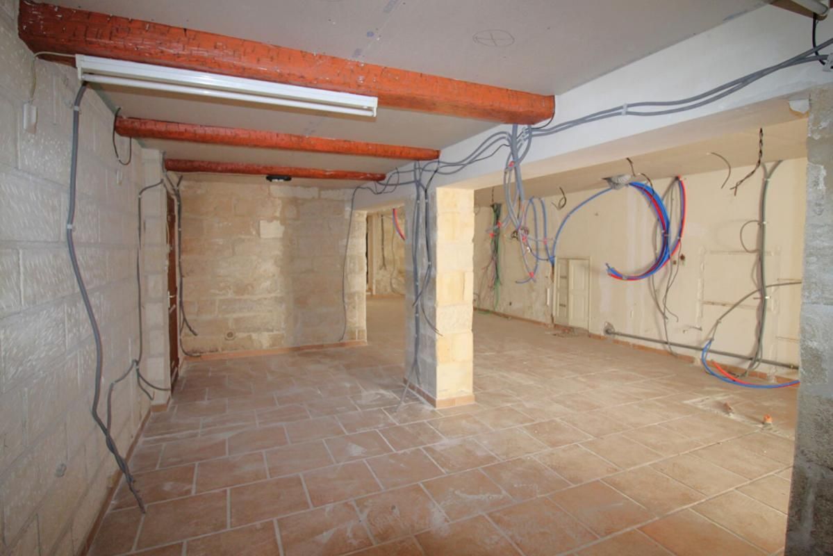 AVIGNON Avignon intra-muros appartement 3 pièces 93 m² avec cour 4