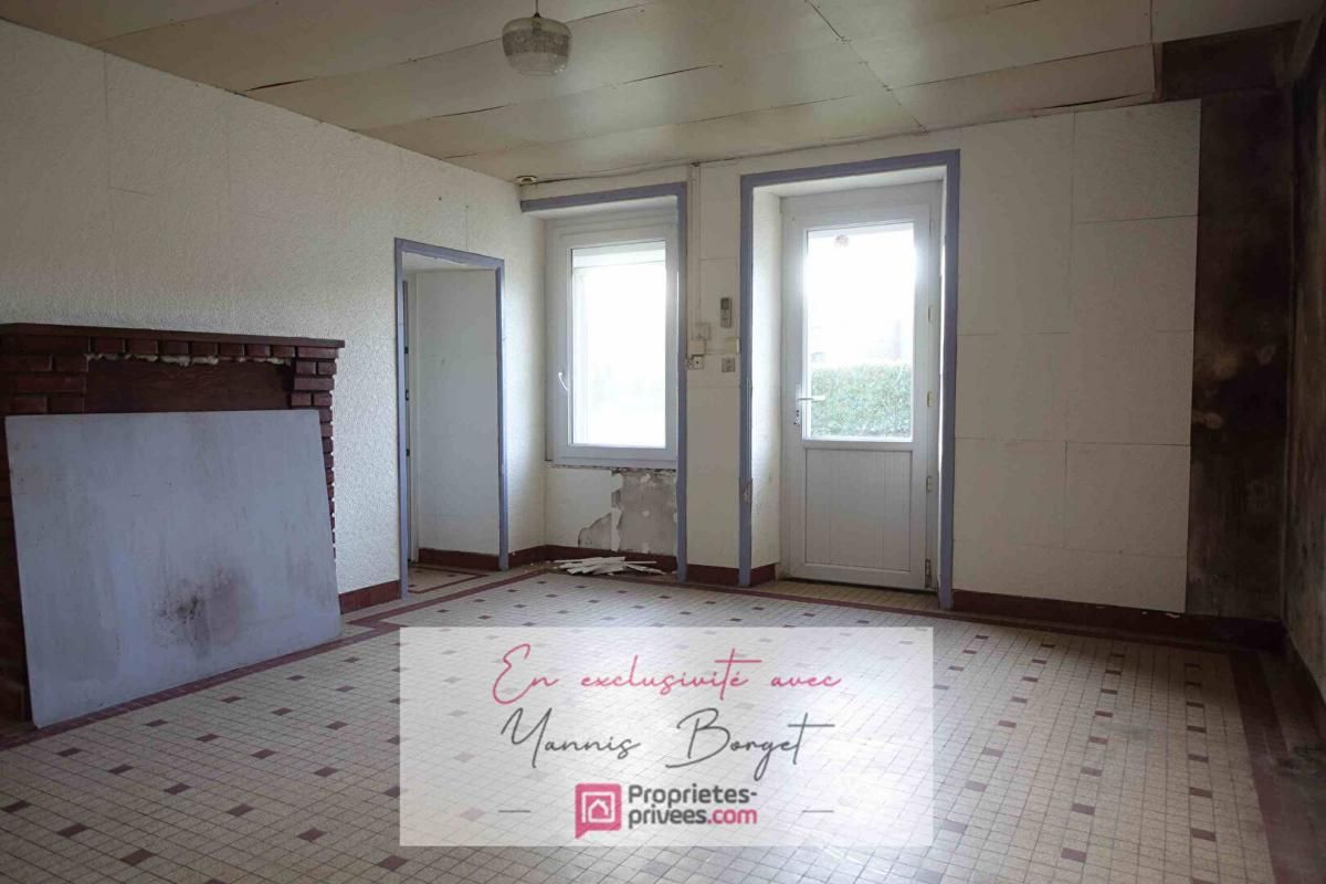 SAINT-ANDRE-GOULE-D'OIE 77 m² + 47 m² à réhabiliter - Jardin 3