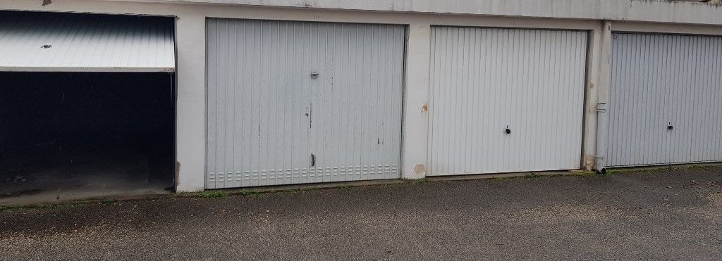 Parking / box 13 m2