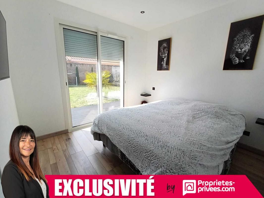 ROANNE Loft Roanne 7 pièce(s) 123 m2 plain pied avec terrain 4