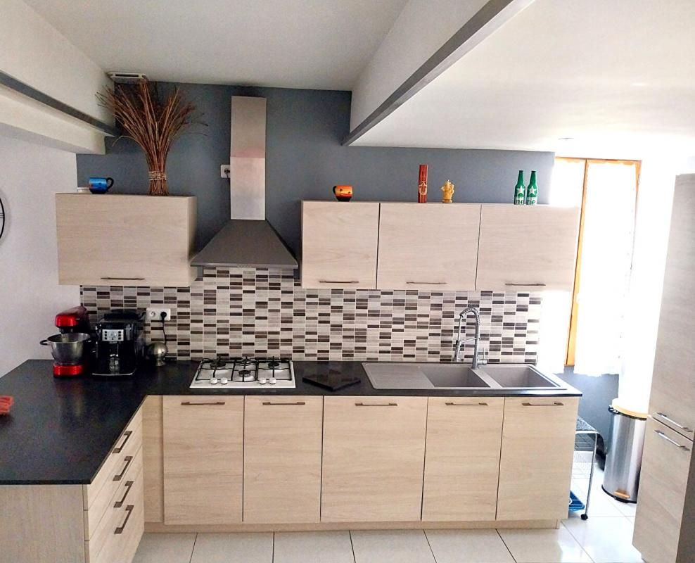 CABRIERES Maison Cabrières 4 pièces 120 m2 et Garage/Atelier 2