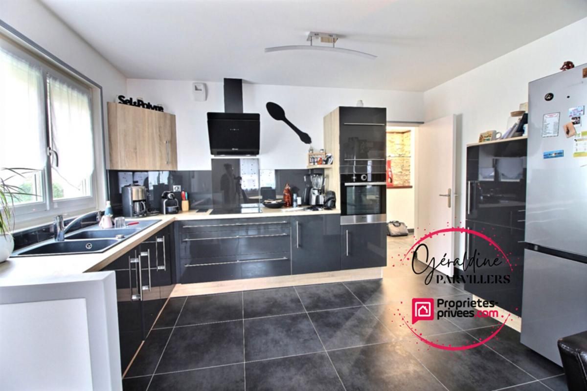 Maison 4 chambres sous-sol jardin 269 000