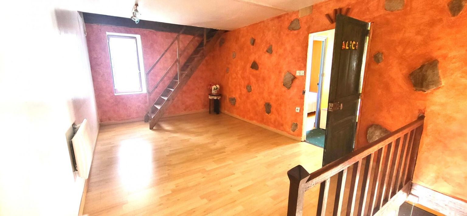 MENAT Exclusivité. Maison Menat 5 pièce(s) 108.85 m2 3