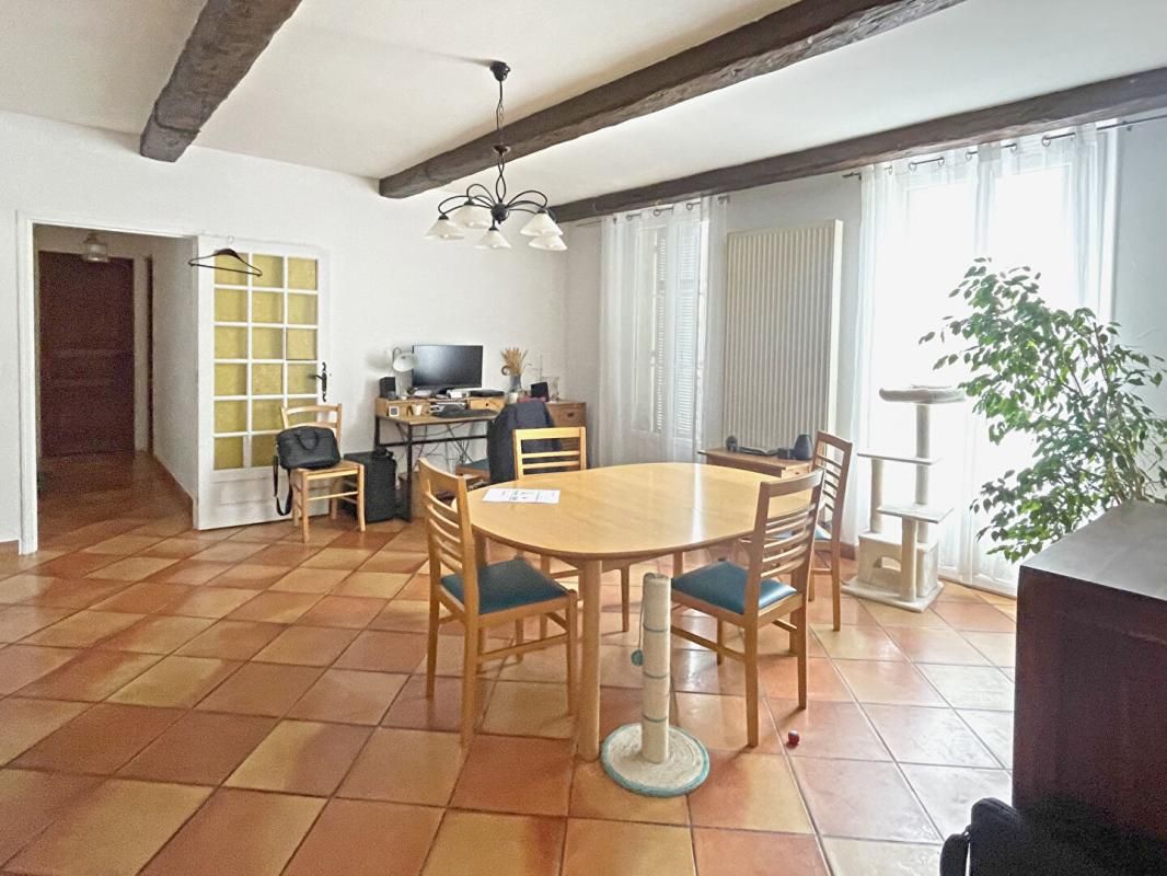 Appartement T5 bis centre-ville Digne les Bains 130m2