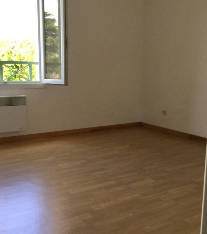 EZY-SUR-EURE Maison Ezy Sur Eure 4 pièce(s) 60 m2 3