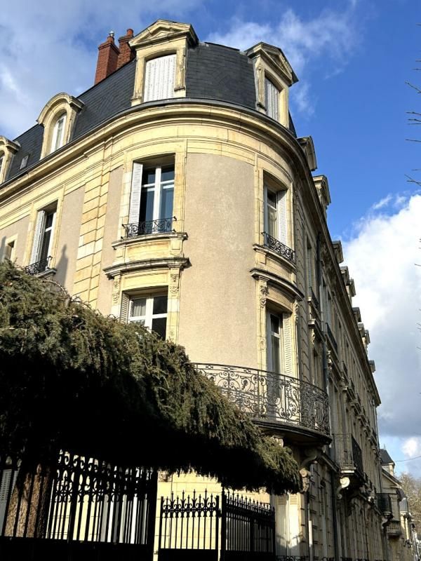 Nevers hyper-centre Appartement 6 pièce(s)