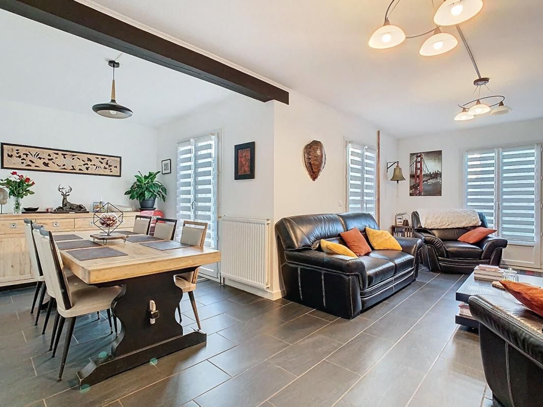 CAUFFRY PAVILLON INDEPENDANT - 140M² - 5 CHAMBRES - SOUS SOL TOTAL - JARDIN - 60290 CAUFFRY 2