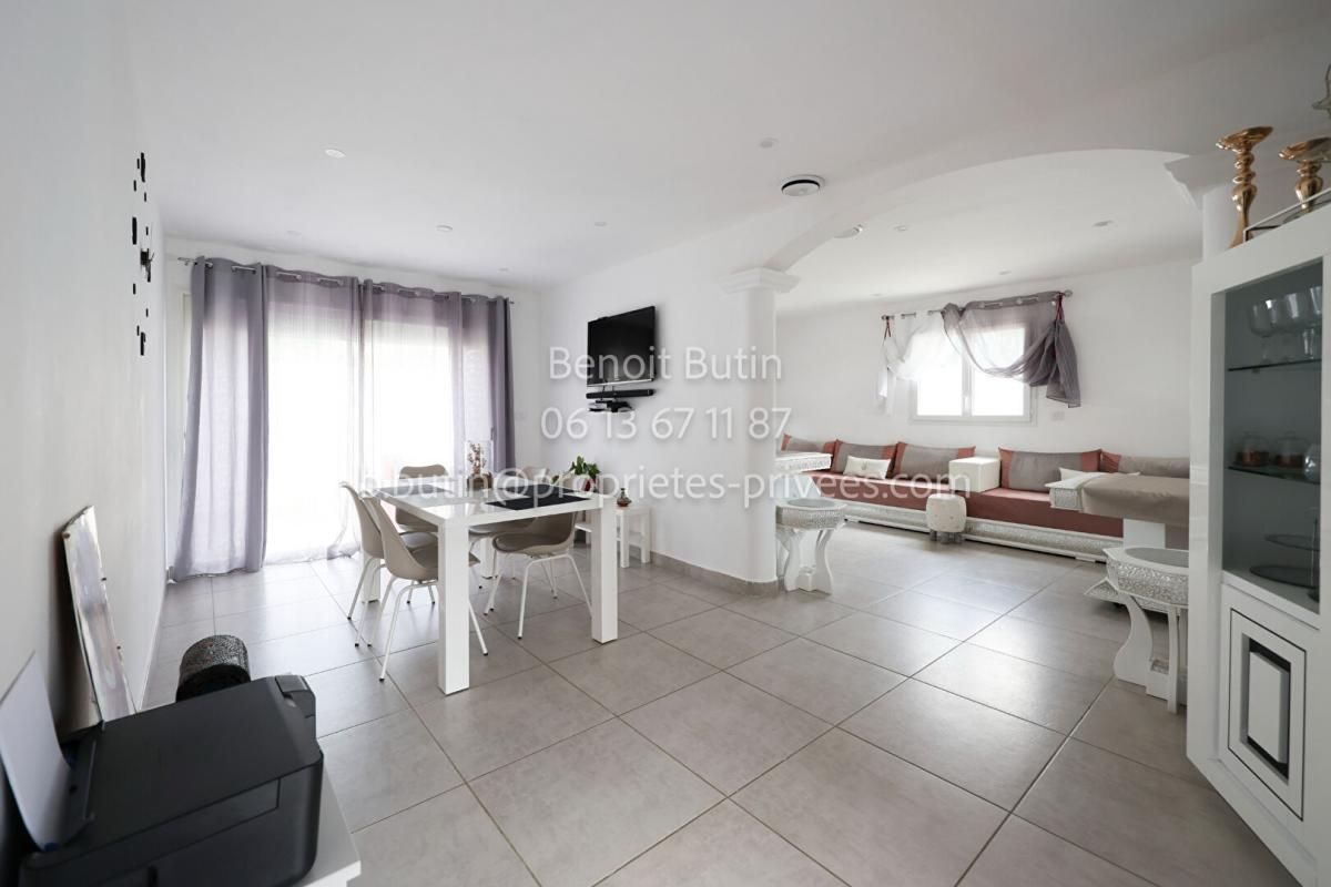 MALATAVERNE Villa 146m² avec Studio 32m², 5 chambres, sur 791m² de terrain avec piscine à Malataverne 343 000 4