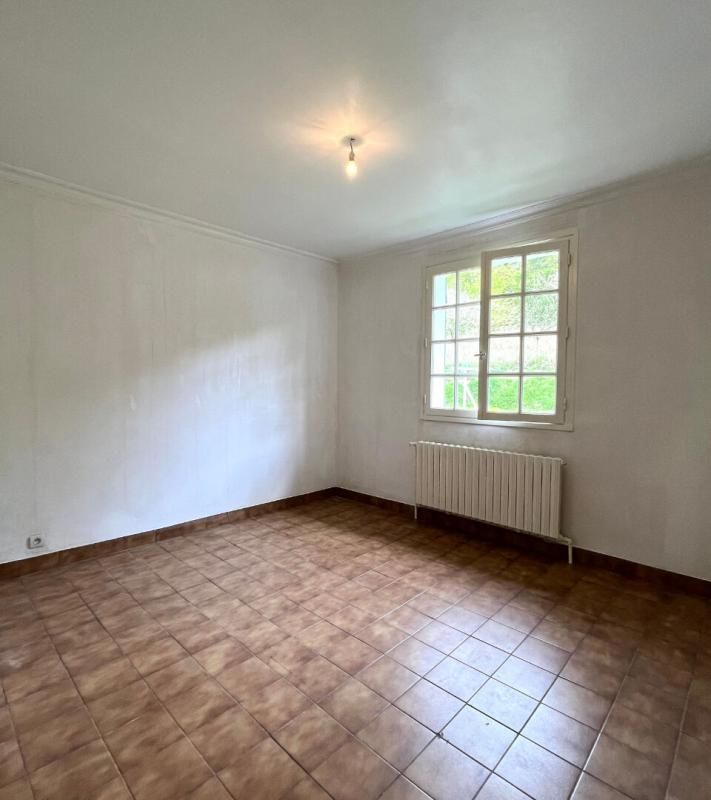 NOYON Maison Noyon de 5 pièce(s) 112 m2 loi carrez - Sur sous-sol 4