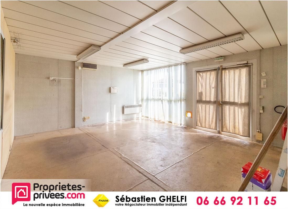 SOINGS-EN-SOLOGNE bâtiment d'environ 240 m² au sol-bureau-terrain constructible de 2120 m² 4