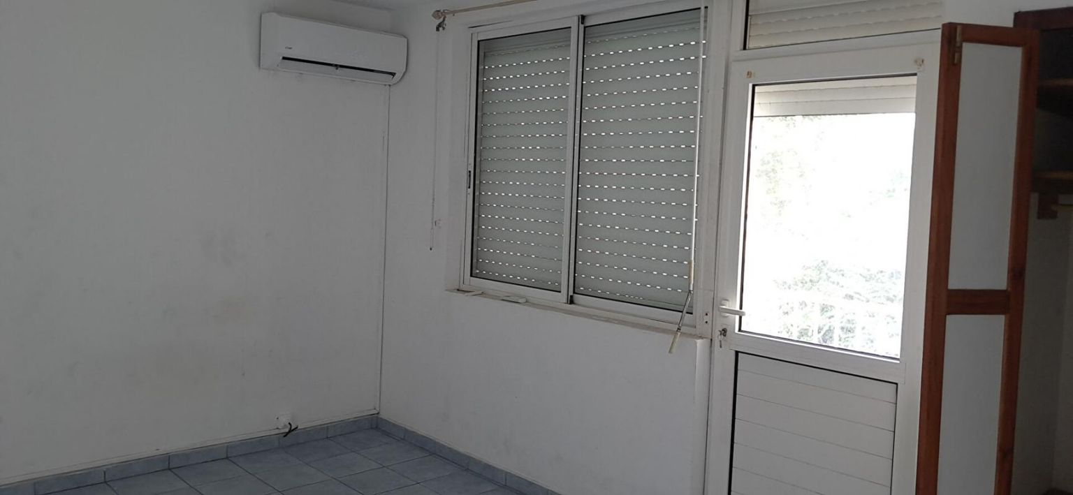 POINTE-A-PITRE Appartement T5 lumineux avec balcons et cave ? Idéal investisseur 3