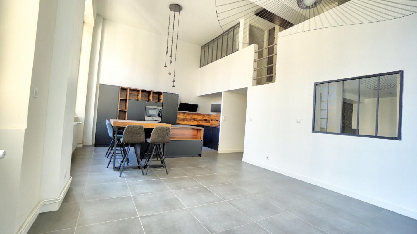 BELFORT Appartement loft Belfort 5 pièce(s) 103 m2 3