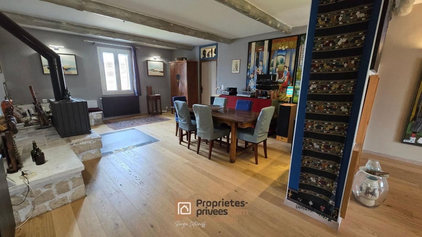 MANE Mane-en-Provence - Maison 10 pièces - 316 m2 - 5 ch - piscine - Terrain 2980 m2 - 680.000 4