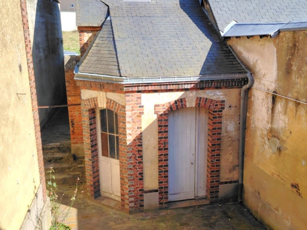 BROU Maison à Rénover BROU CENTRE VILLE 112 m2 2