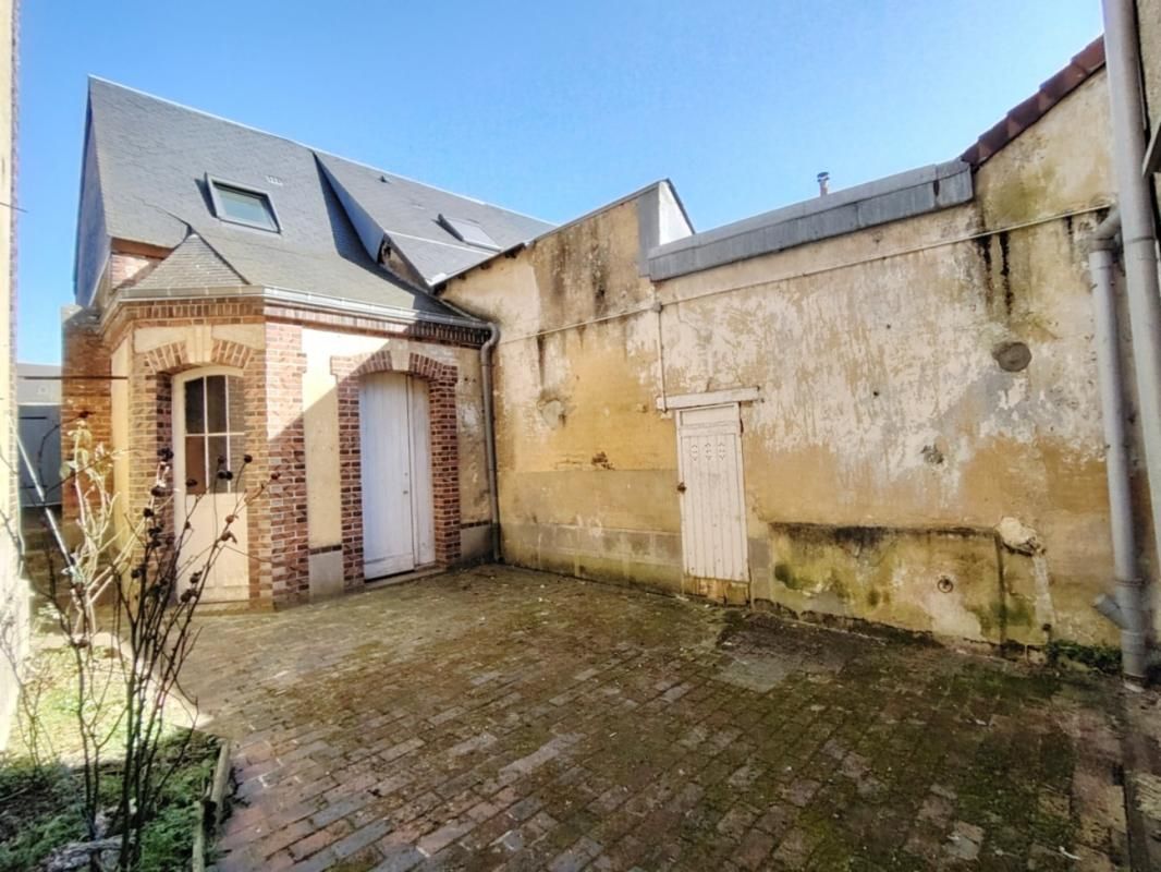 BROU Maison à Rénover BROU CENTRE VILLE 112 m2 3
