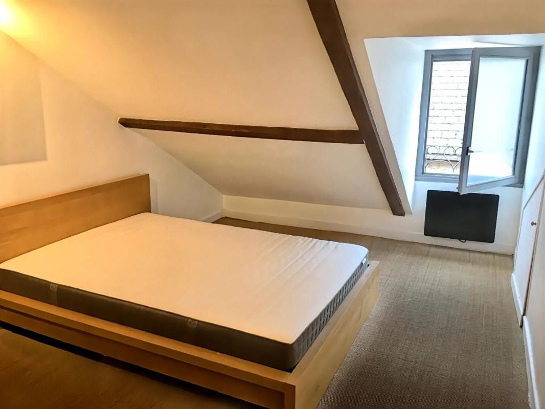 CHAMBERY Appartement Chambery 2 pièce(s) 4