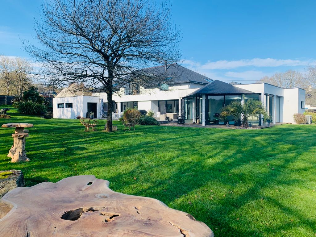 ELVEN SOUS COMPROMIS ! Contemporaine  avec piscine intérieure 2