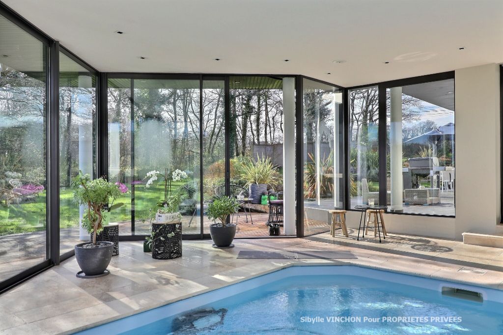 ELVEN SOUS COMPROMIS ! Contemporaine  avec piscine intérieure 4